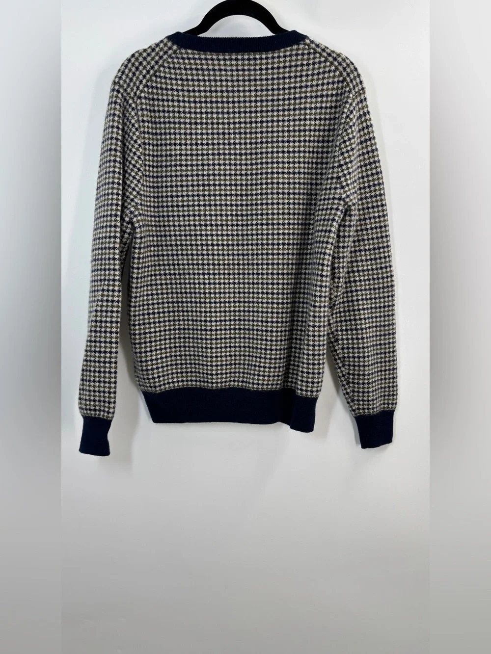 J.Crew Cashmere crewneck sweater in houndstooth